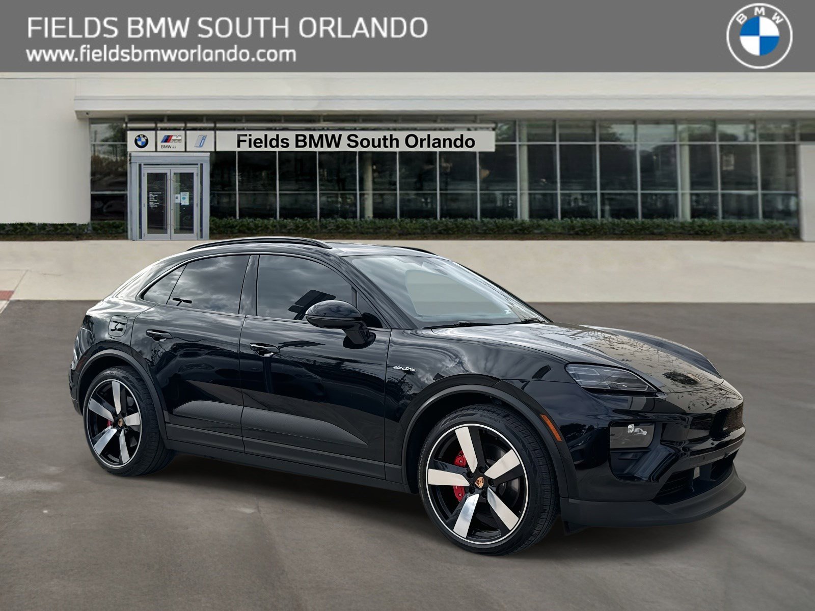 2025 Porsche Macan S's photo