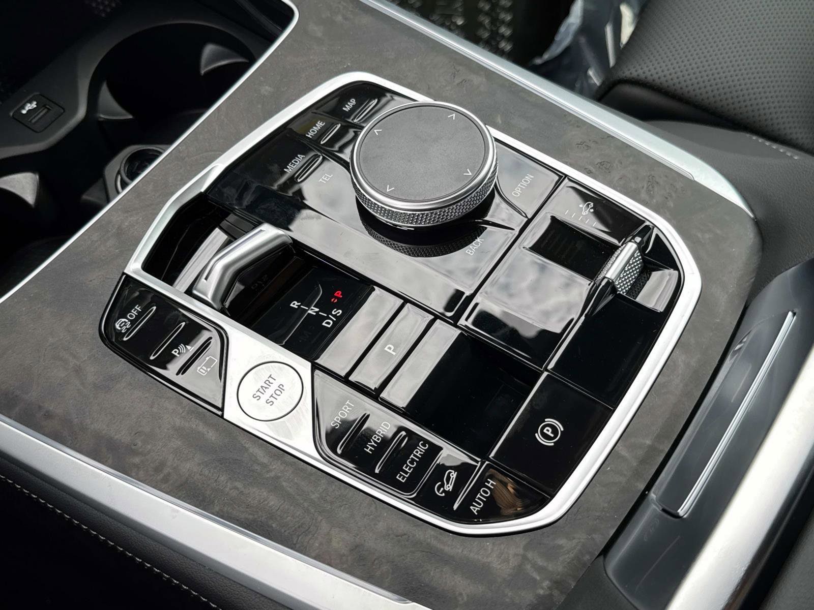 2026 BMW X5 50e - Photo 26