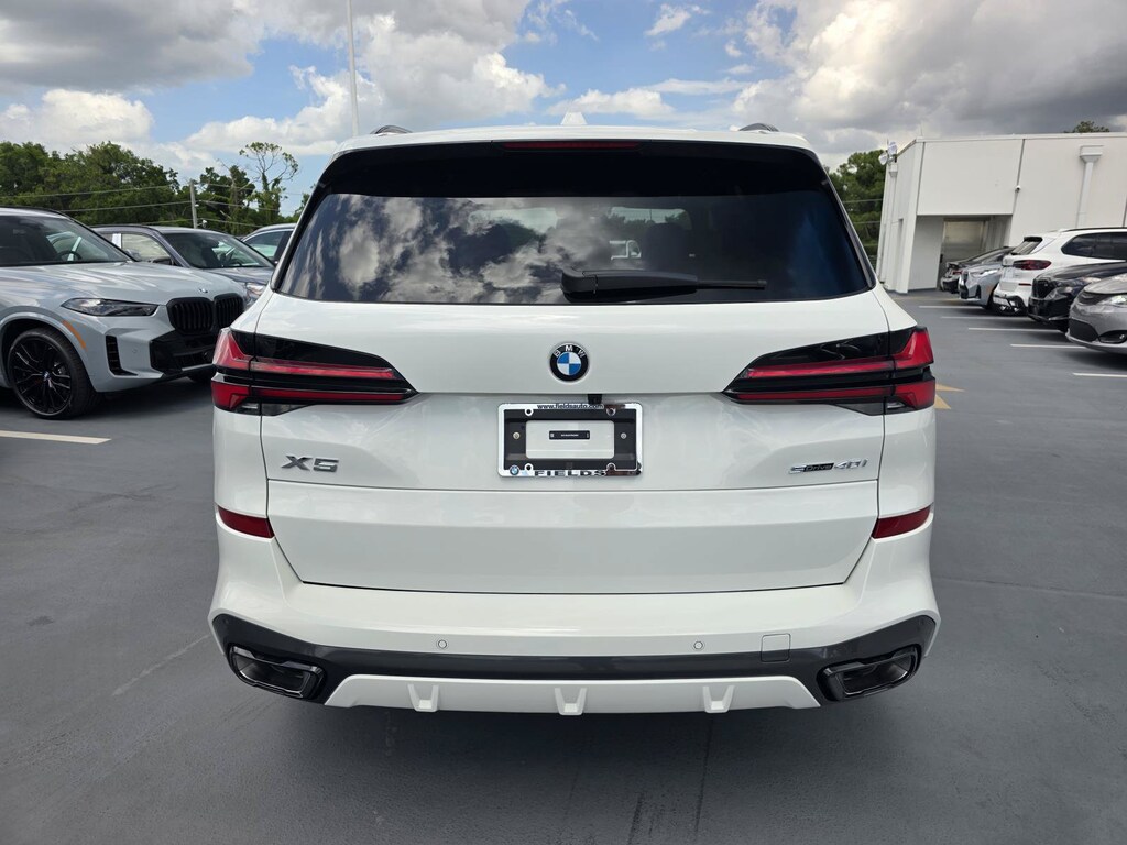 New 2026 BMW X5 sDrive40i sDrive40i Sports Activity Vehicle