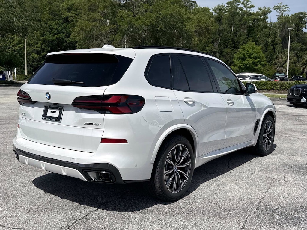 New 2026 BMW X5 xDrive40i xDrive40i Sports Activity Vehicle