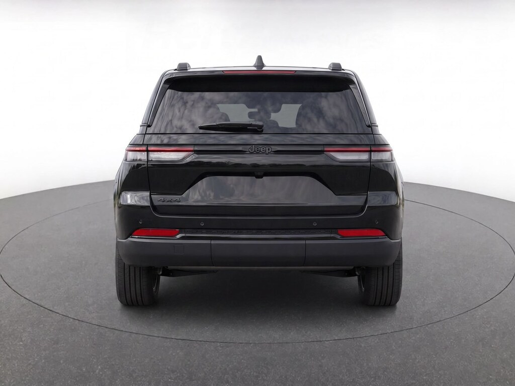 Used 2024 Jeep Grand Cherokee SUV