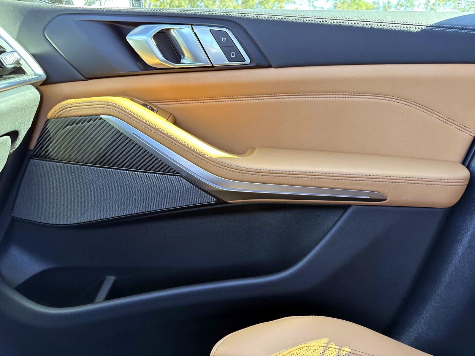 2026 BMW X5 M60i - Photo 23