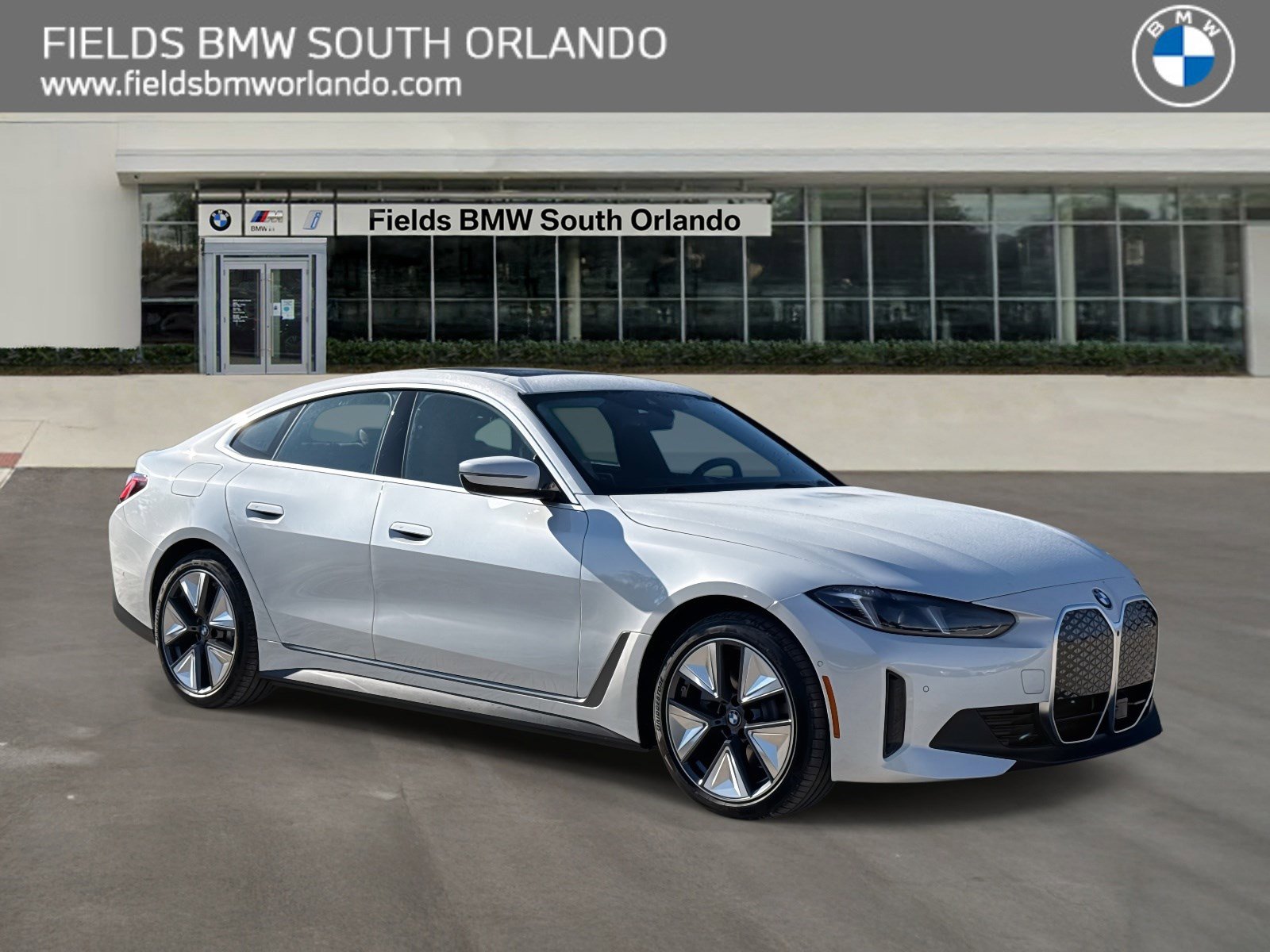 2026 BMW i4 40's photo