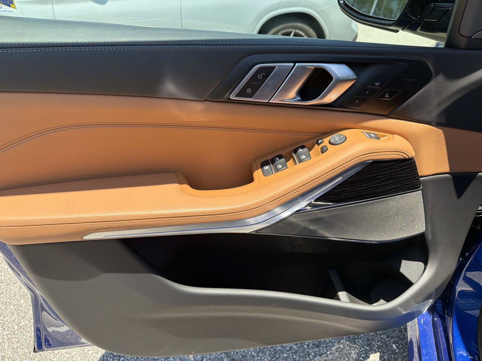 2025 BMW X5 M60i - Photo 7