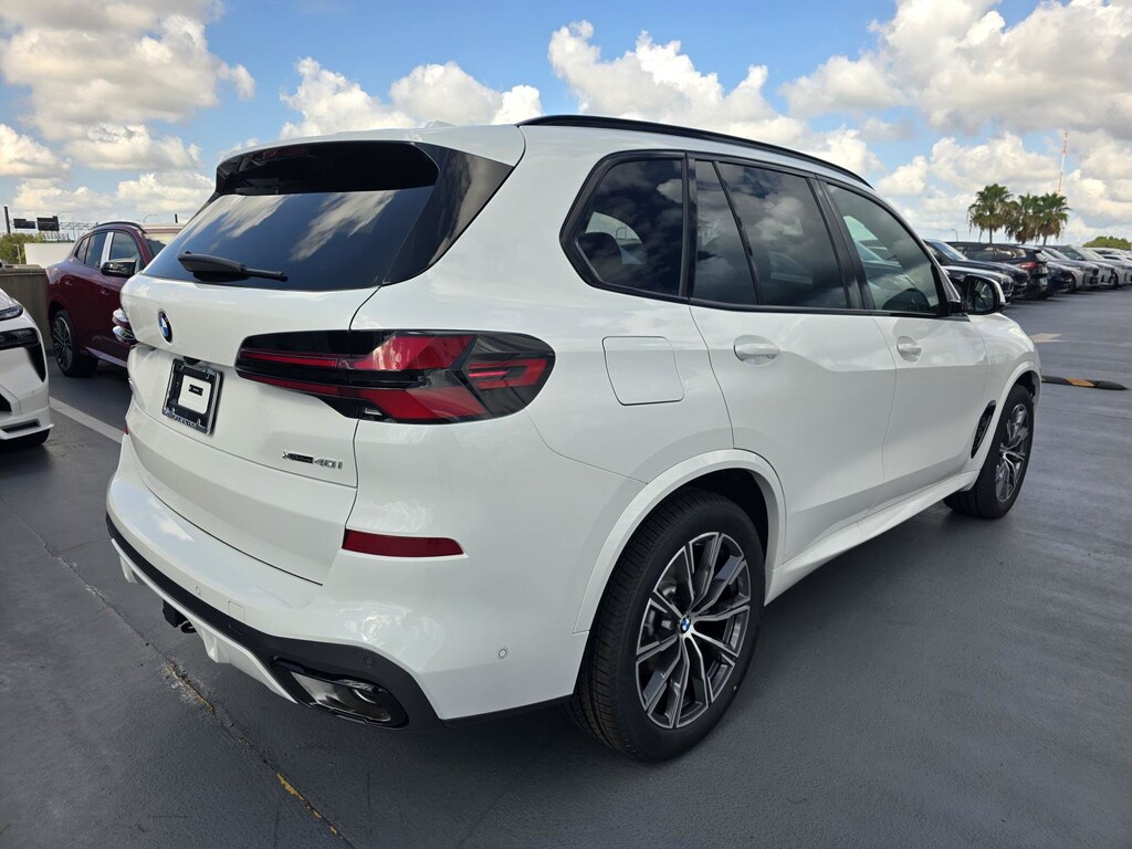 New 2026 BMW X5 xDrive40i xDrive40i Sports Activity Vehicle