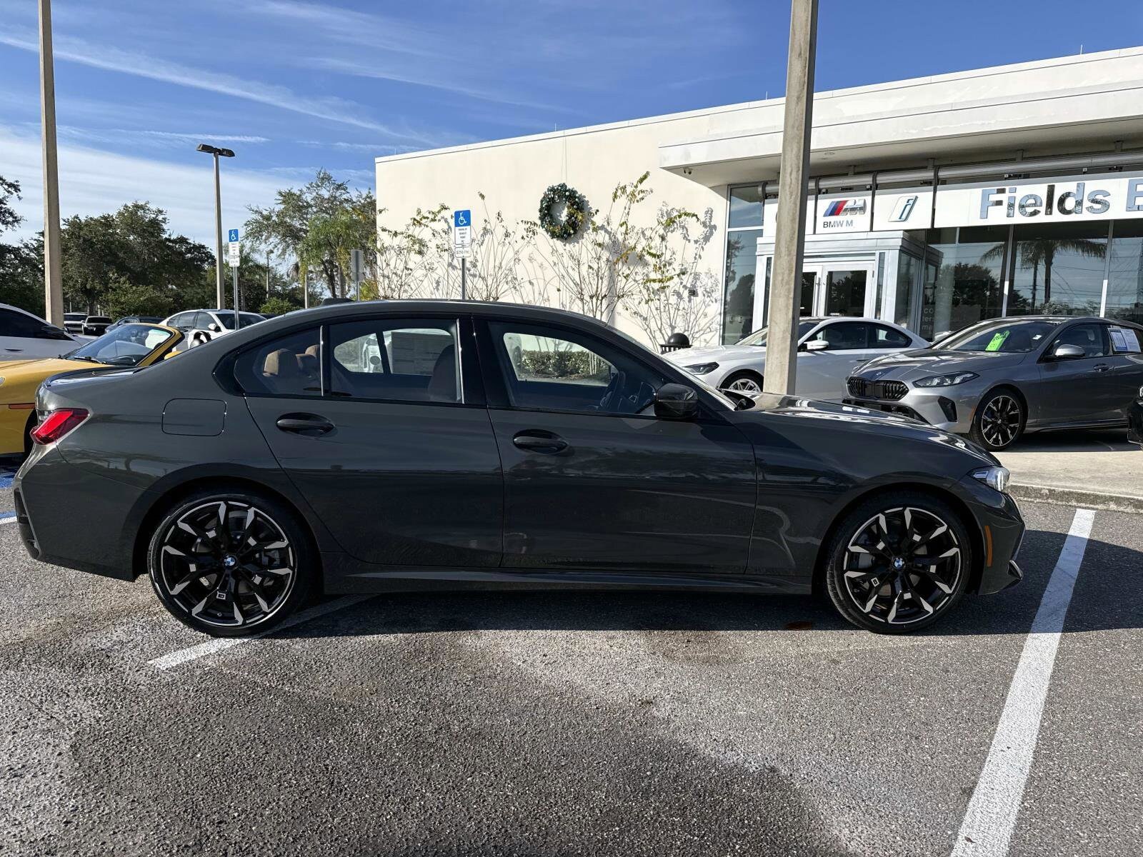 2026 Bmw 330i Sedan photo 2