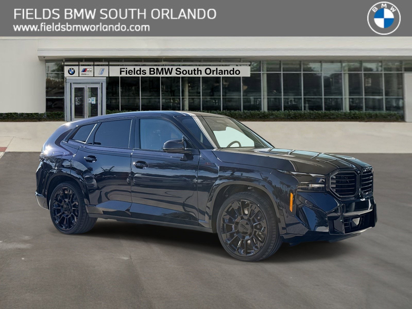 2026 BMW XM Base's photo