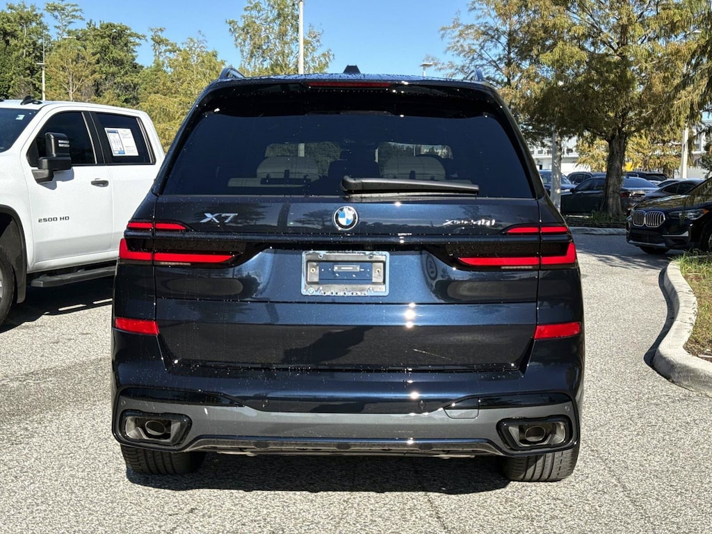 New 2027 BMW X7 xDrive40i xDrive40i Sports Activity Vehicle