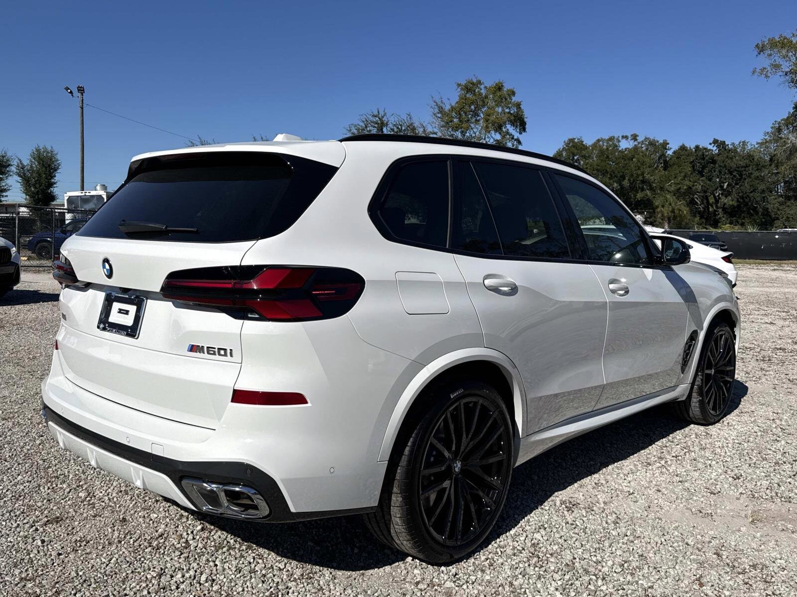 2026 Bmw X5 M60i photo 3