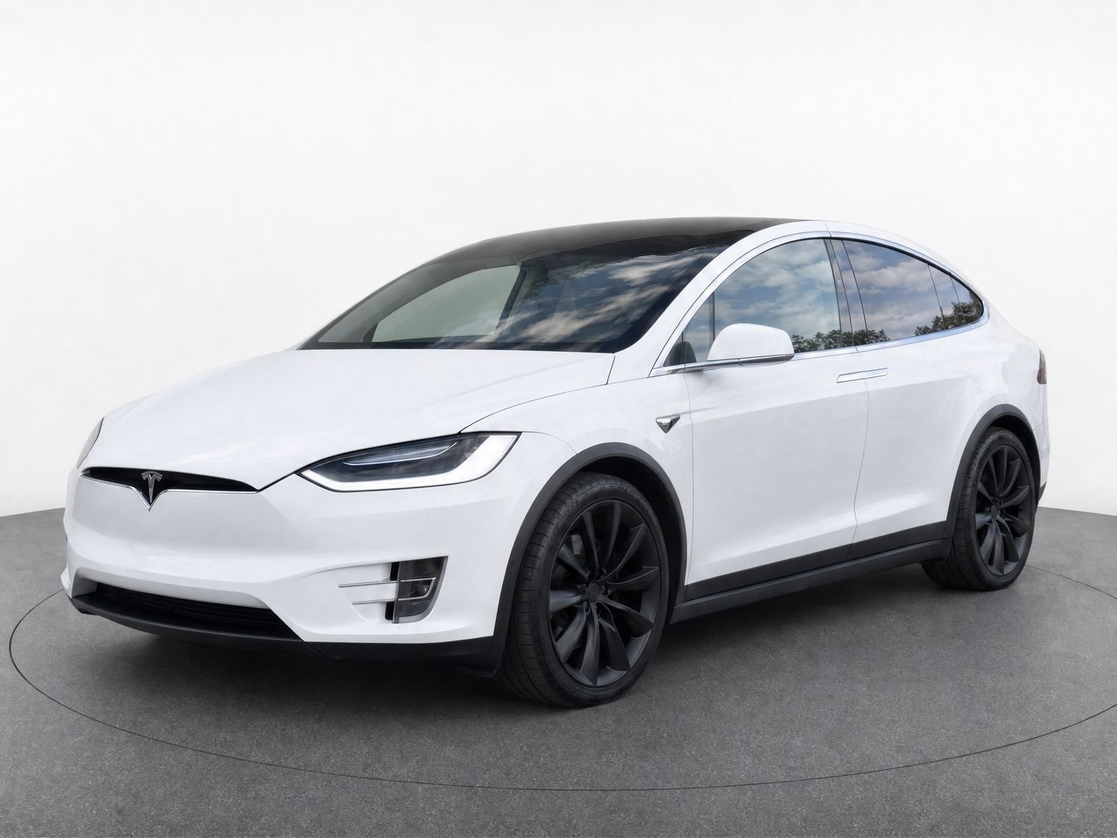 Used 2018 Tesla Model X 75D with VIN 5YJXCDE27JF104057 for sale in Orlando, FL