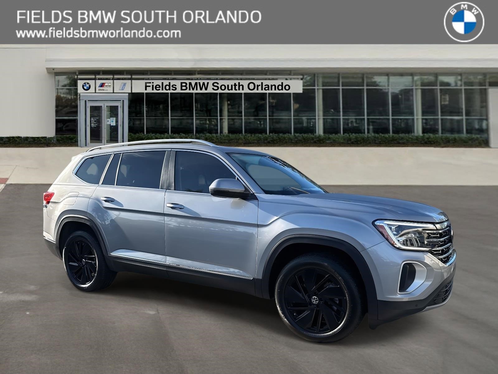 2024 Volkswagen Atlas SEL's photo