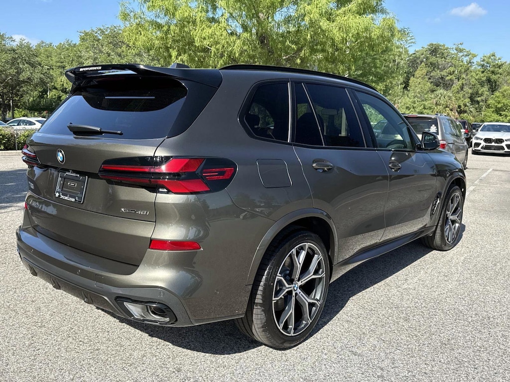 New 2026 BMW X5 xDrive40i xDrive40i Sports Activity Vehicle