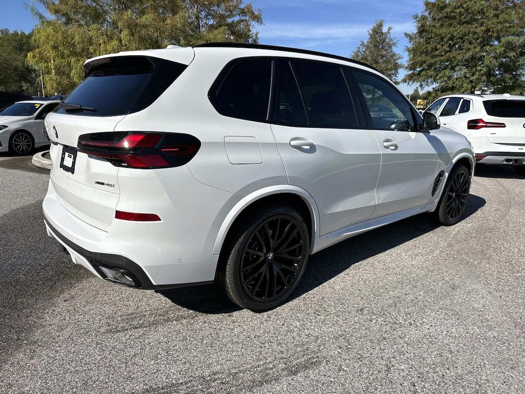 New 2026 BMW X5 xDrive40i xDrive40i Sports Activity Vehicle