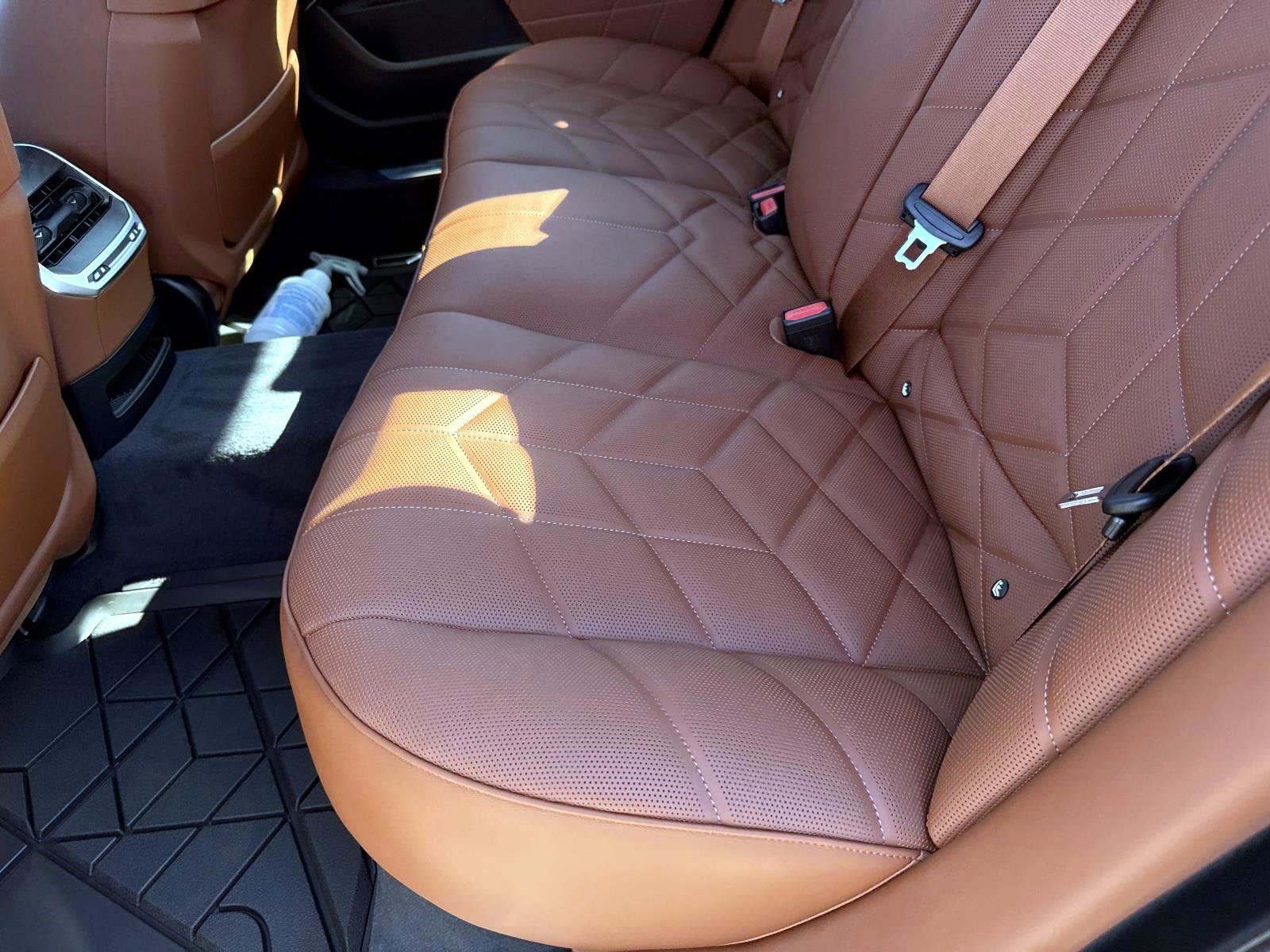 2025 BMW 7 Series 760i - Photo 13