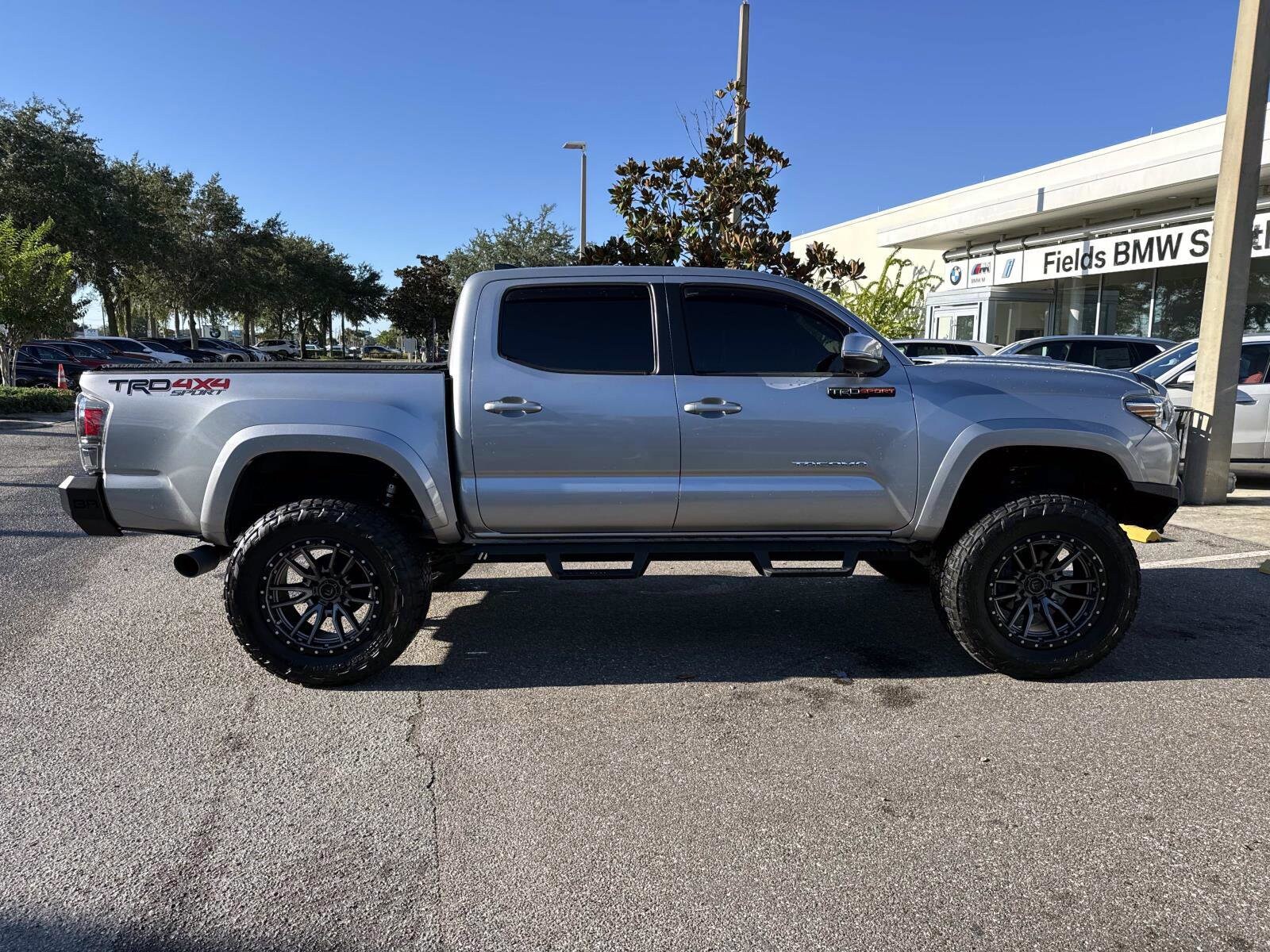2020 Toyota Tacoma TRD Sport Double Cab V6 photo 2