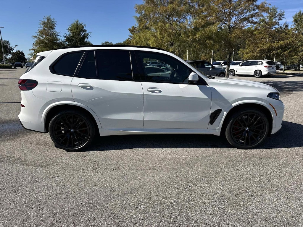 New 2026 BMW X5 xDrive40i xDrive40i Sports Activity Vehicle