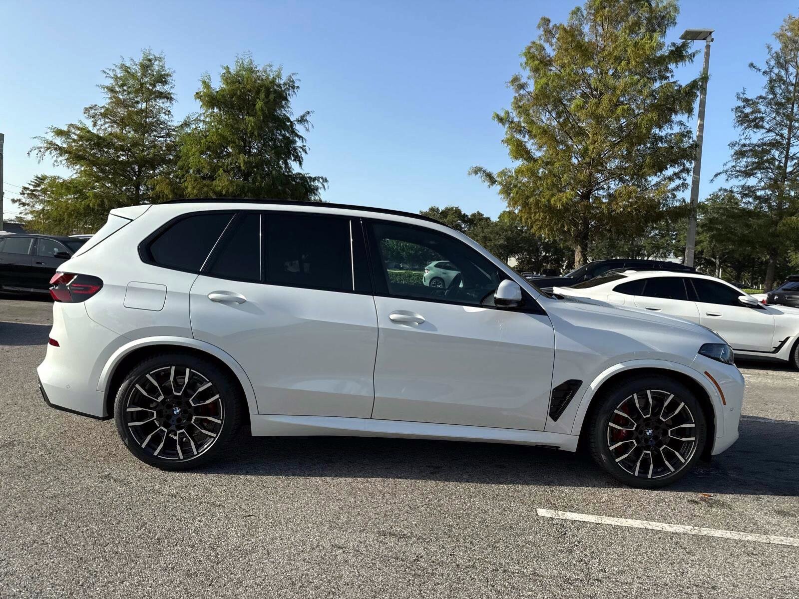 2026 Bmw X5 xDrive50e photo 2
