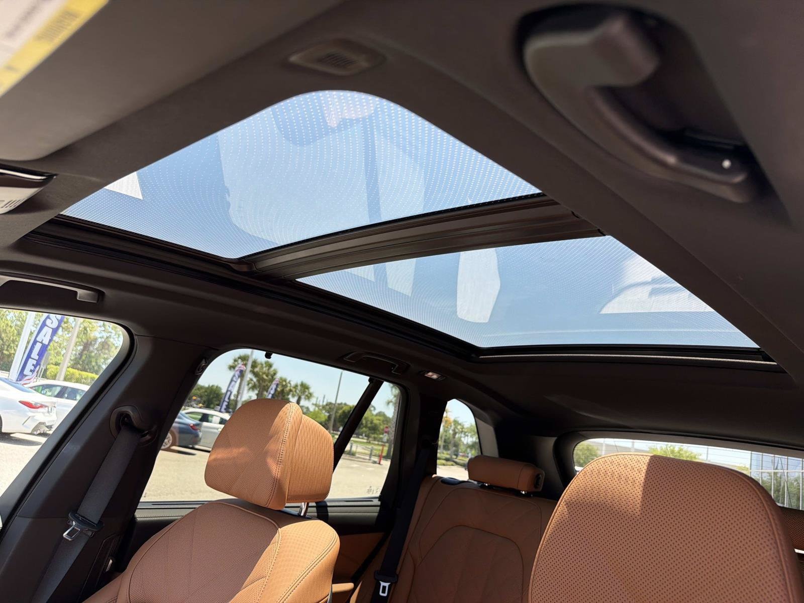 2025 BMW X5 M60i - Photo 28