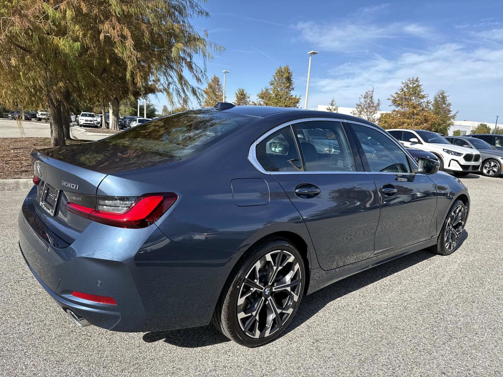 2025 Bmw 330i 3-Series photo 3