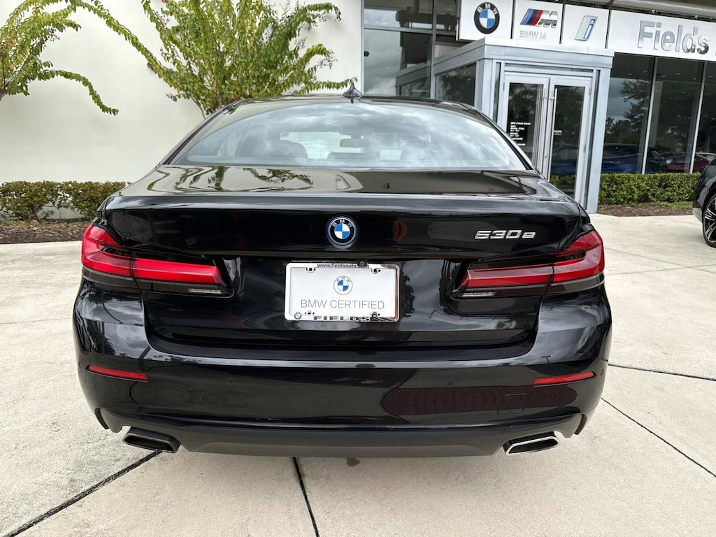 Certified 2022 BMW 5 Series 530e Sedan