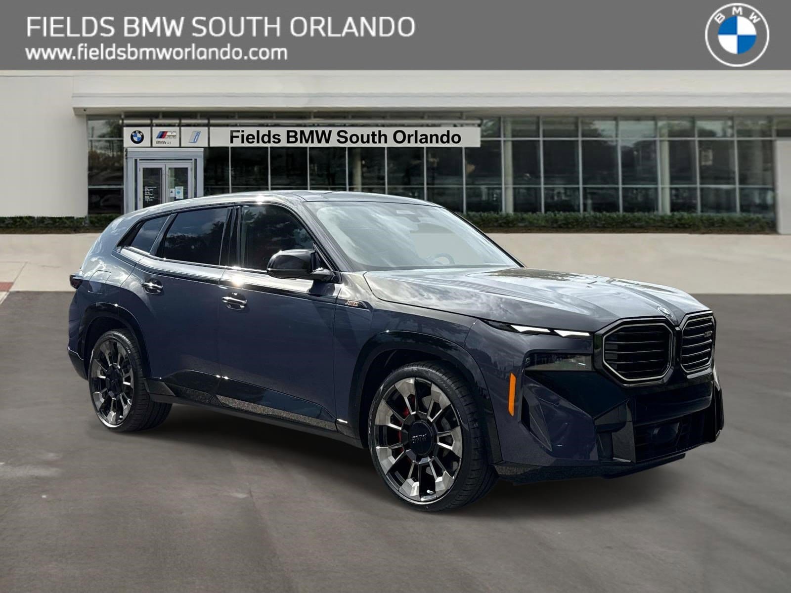 2024 BMW XM -'s photo