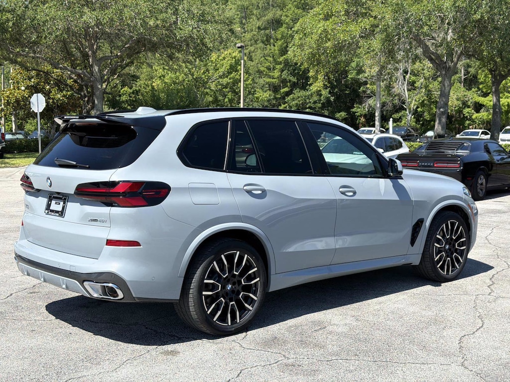 New 2026 BMW X5 xDrive40i xDrive40i Sports Activity Vehicle