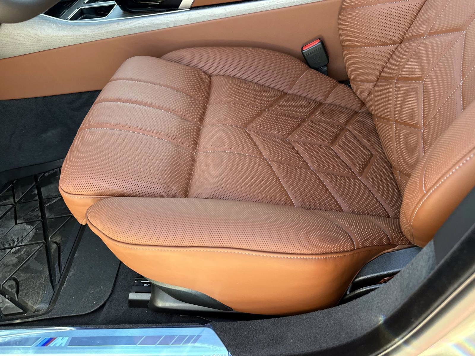 2025 BMW 7 Series 760i - Photo 19