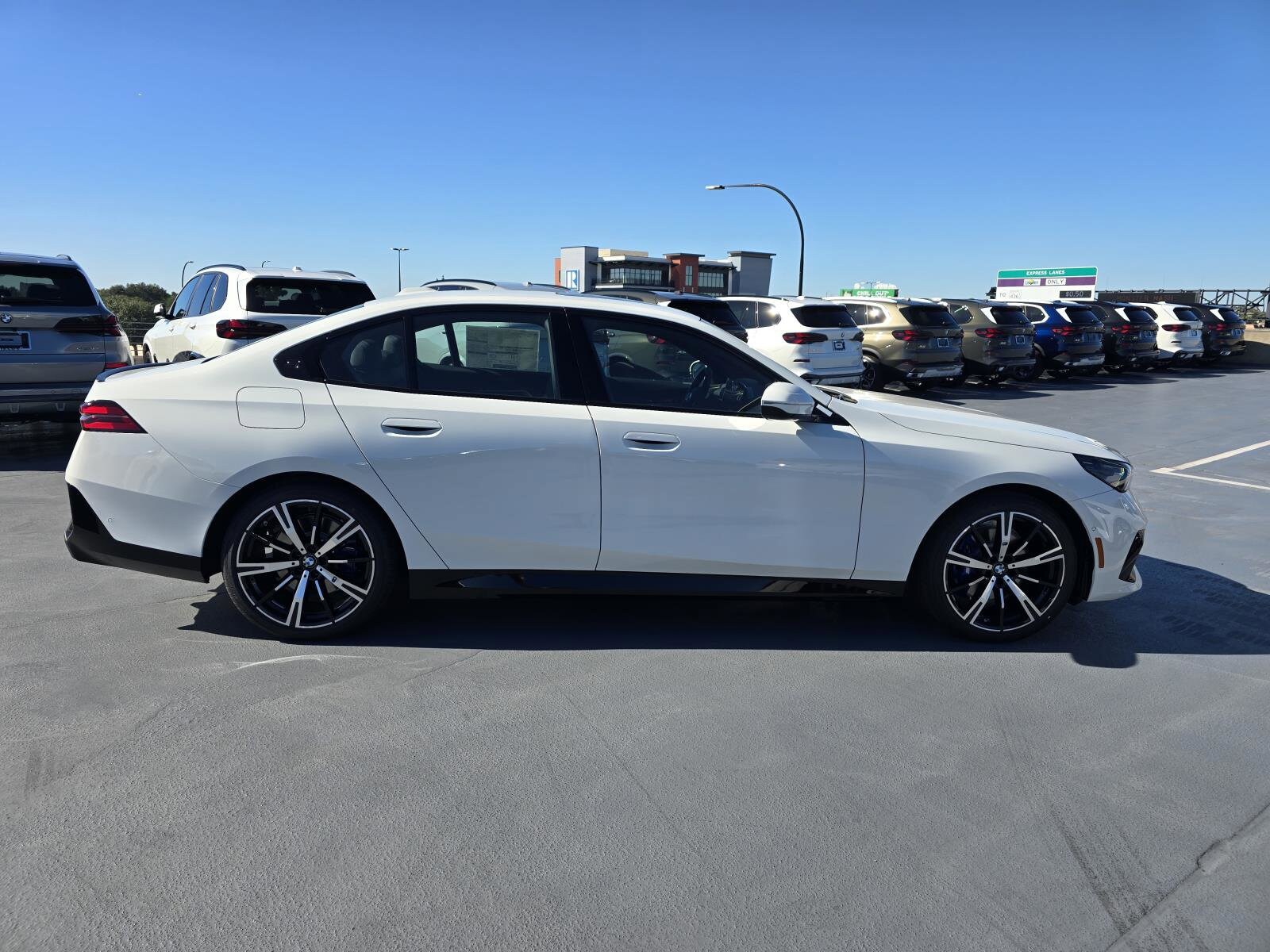 2026 Bmw 530i Sedan photo 2