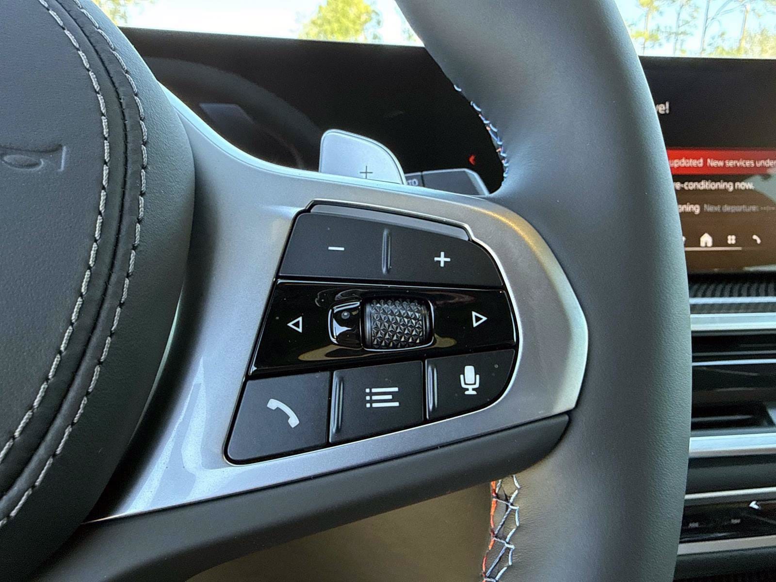 2026 BMW X5 M60i - Photo 34