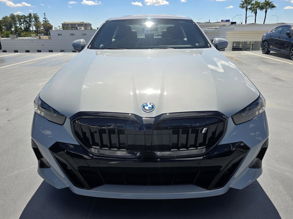 New 2026 BMW i5 eDrive40 Sedan