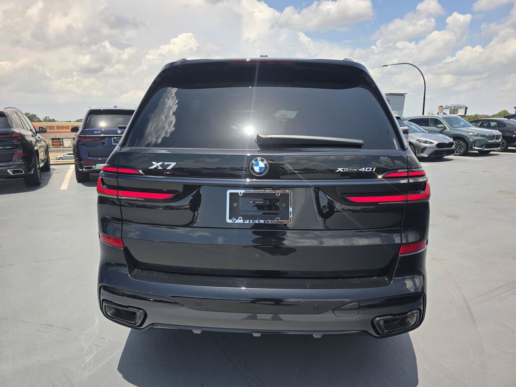New 2027 BMW X7 xDrive40i xDrive40i Sports Activity Vehicle