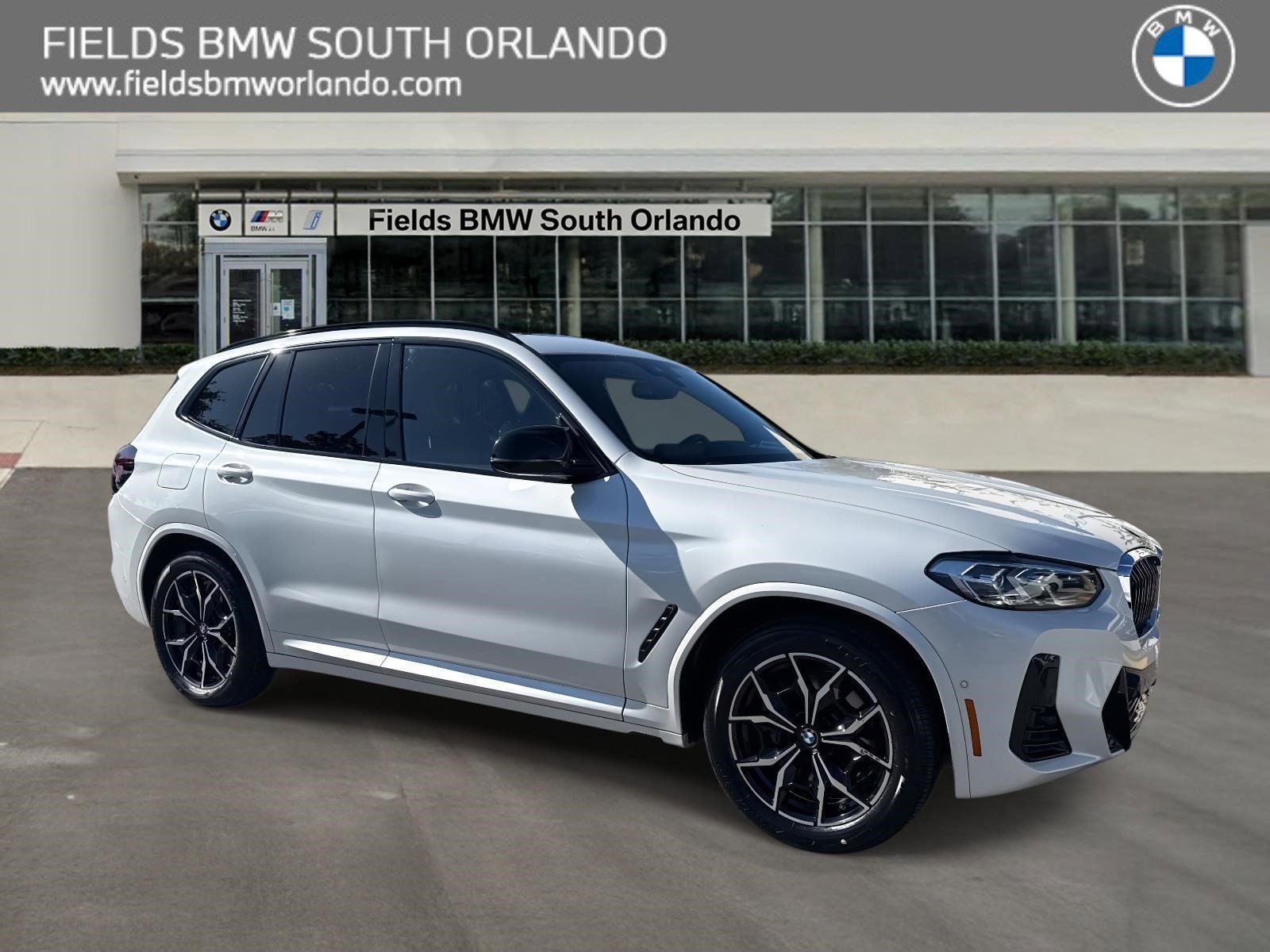 2024 BMW X3 40i's photo