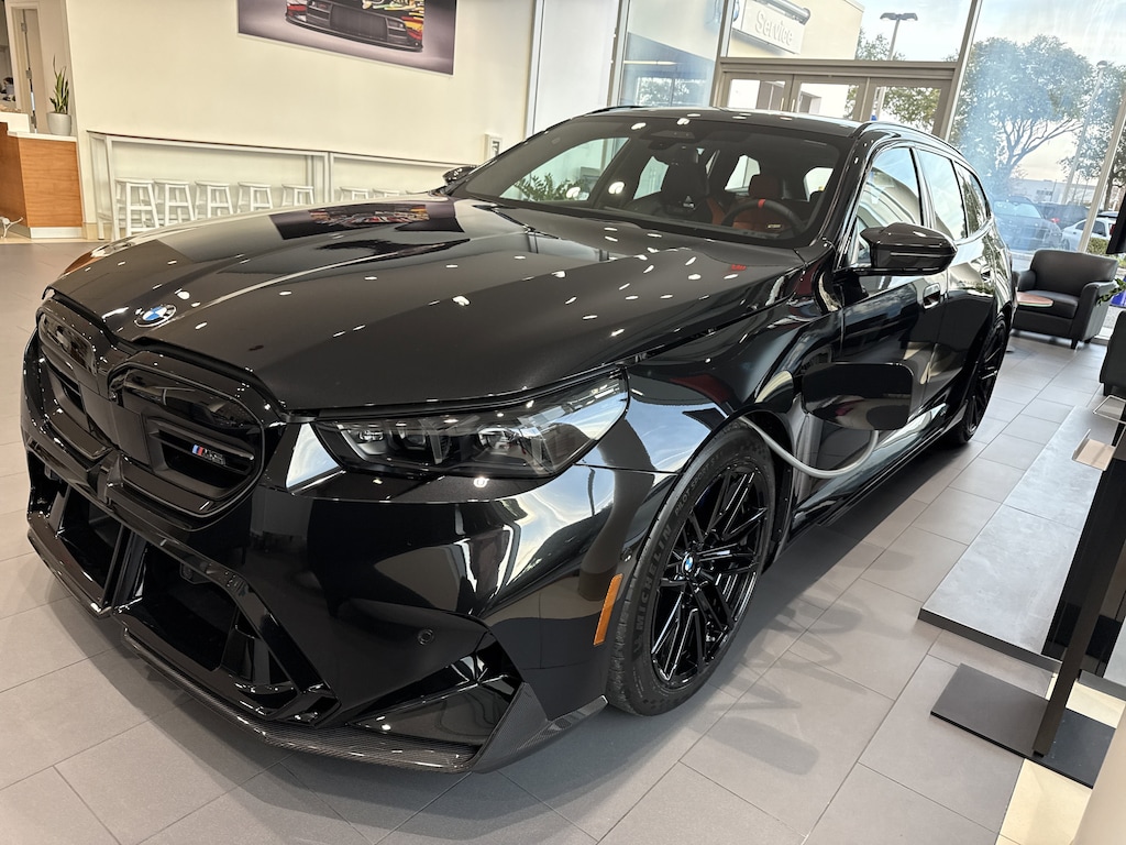 New 2026 BMW M5 Touring