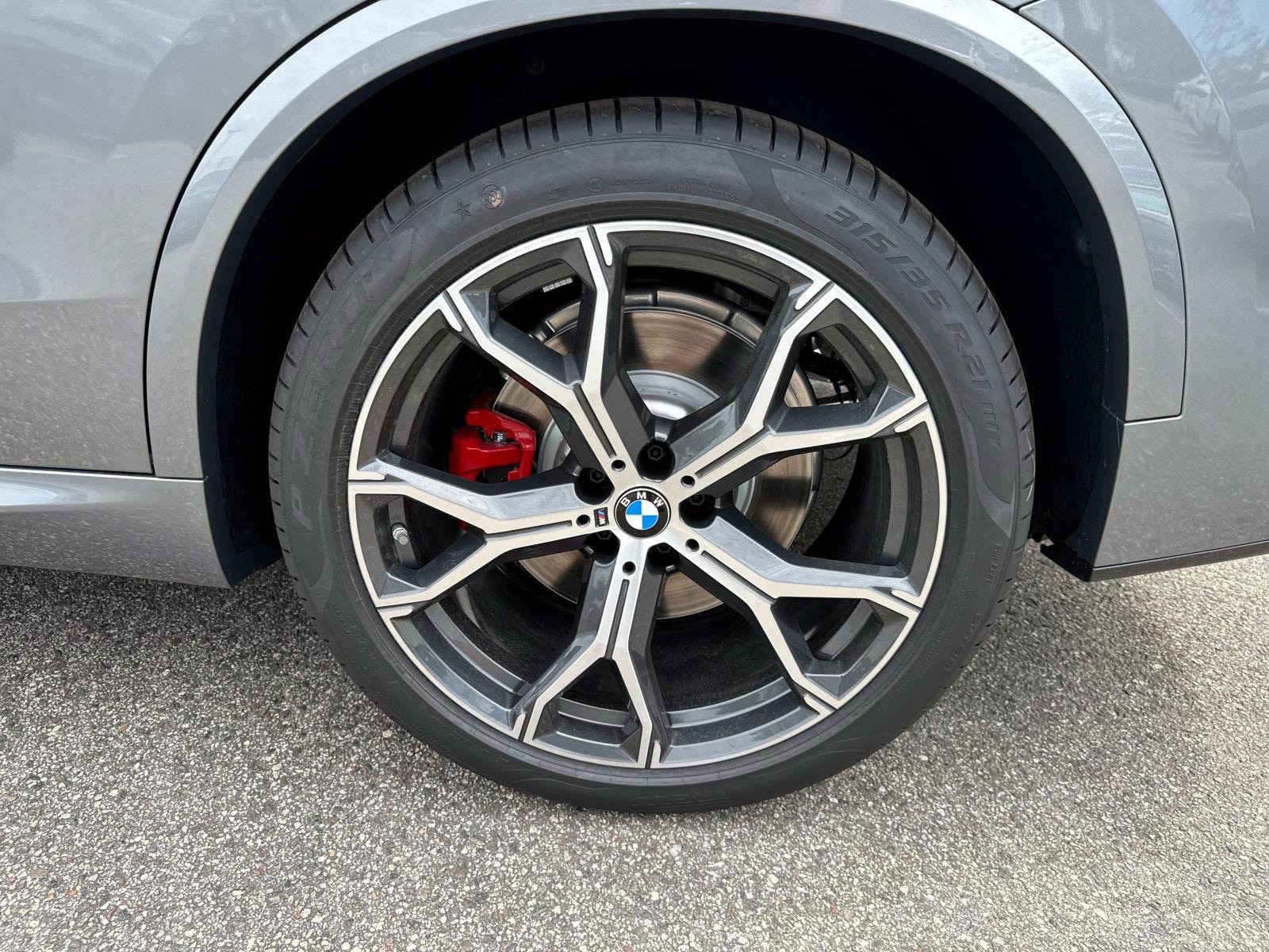 2026 BMW X5 50e - Photo 10