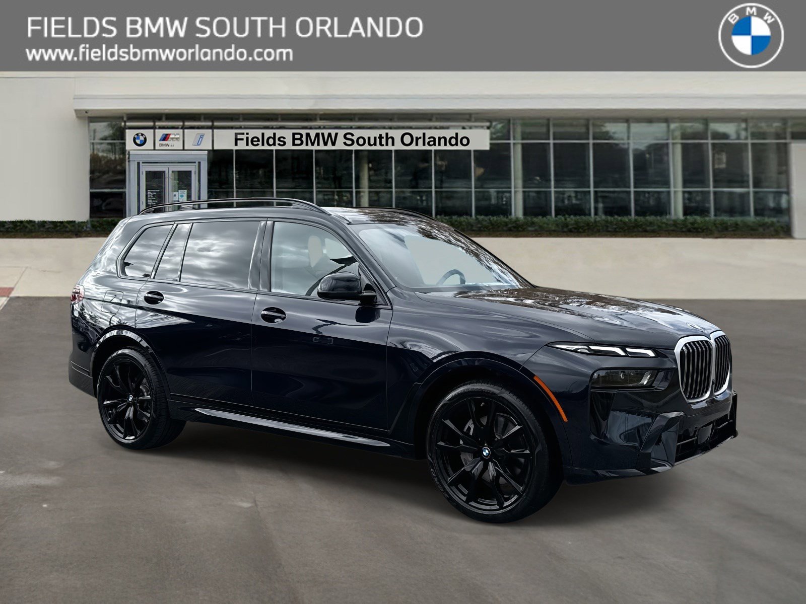 2025 BMW X7 40i's photo
