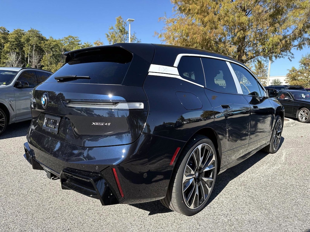 New 2026 BMW iX xDrive45 xDrive45 Sports Activity Vehicle