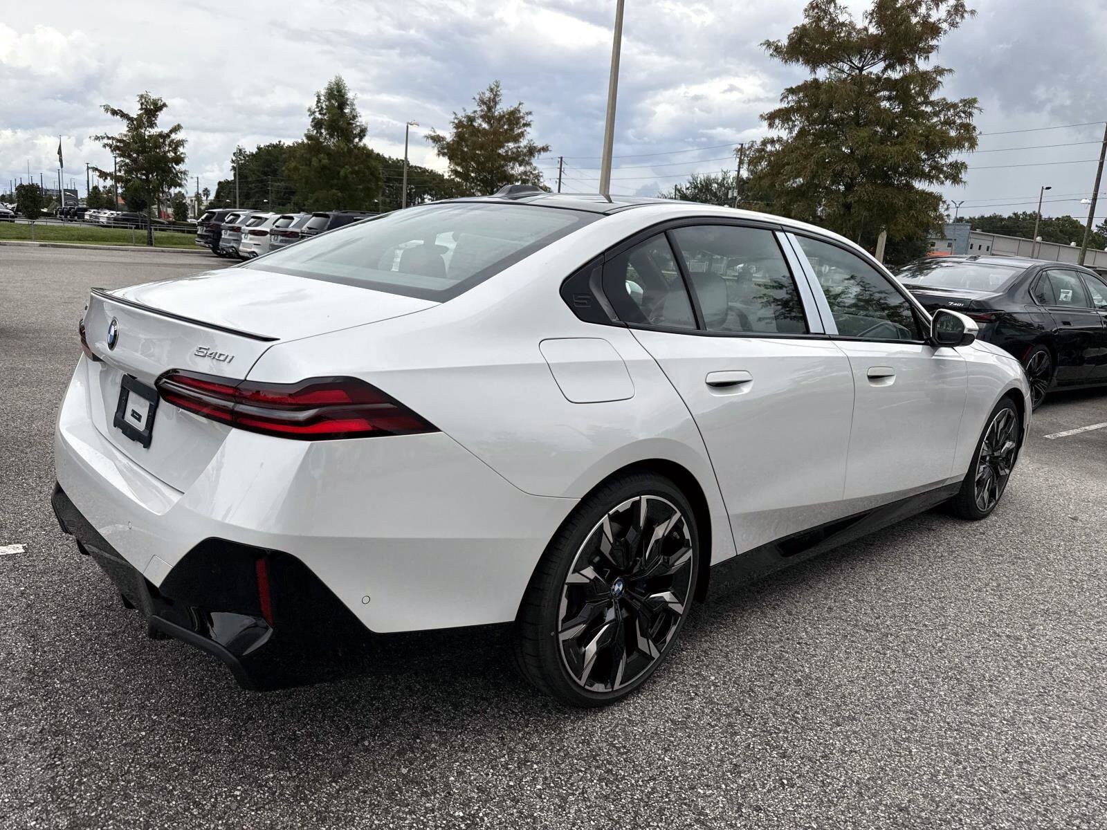 2026 Bmw 540i xDrive photo 3