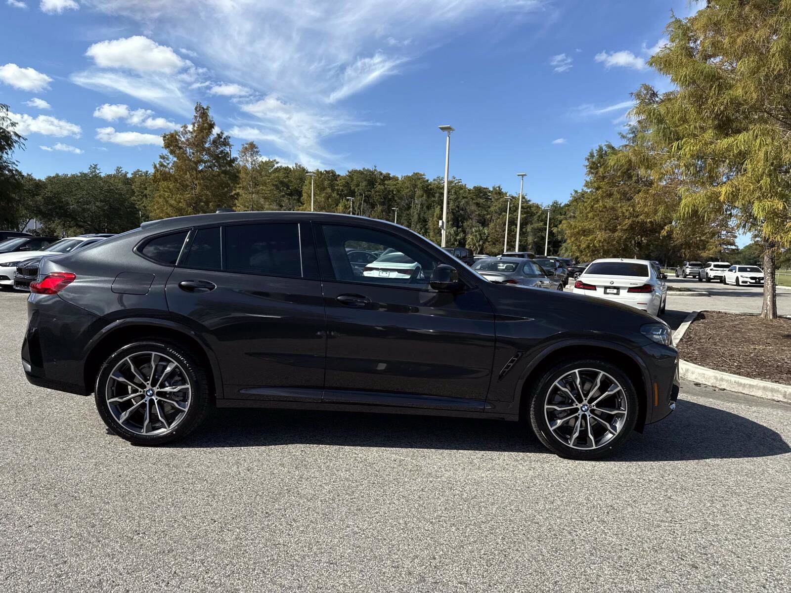 2025 Bmw X4 xDrive30i photo 2