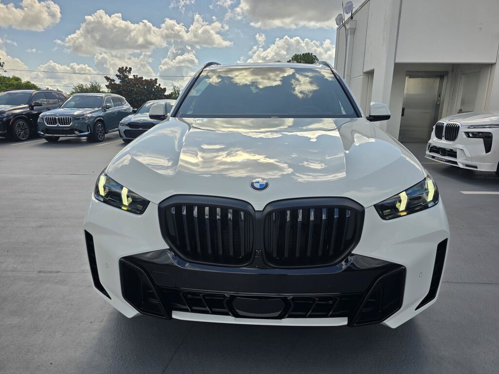 New 2026 BMW X5 xDrive40i xDrive40i Sports Activity Vehicle