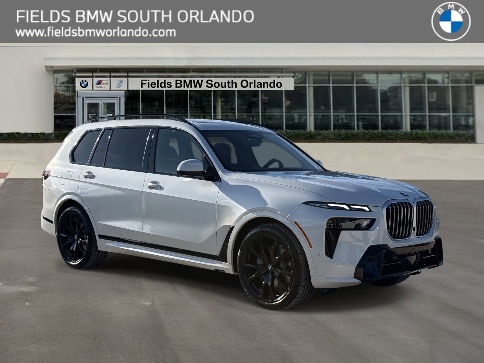 2026 BMW X7 40i's photo