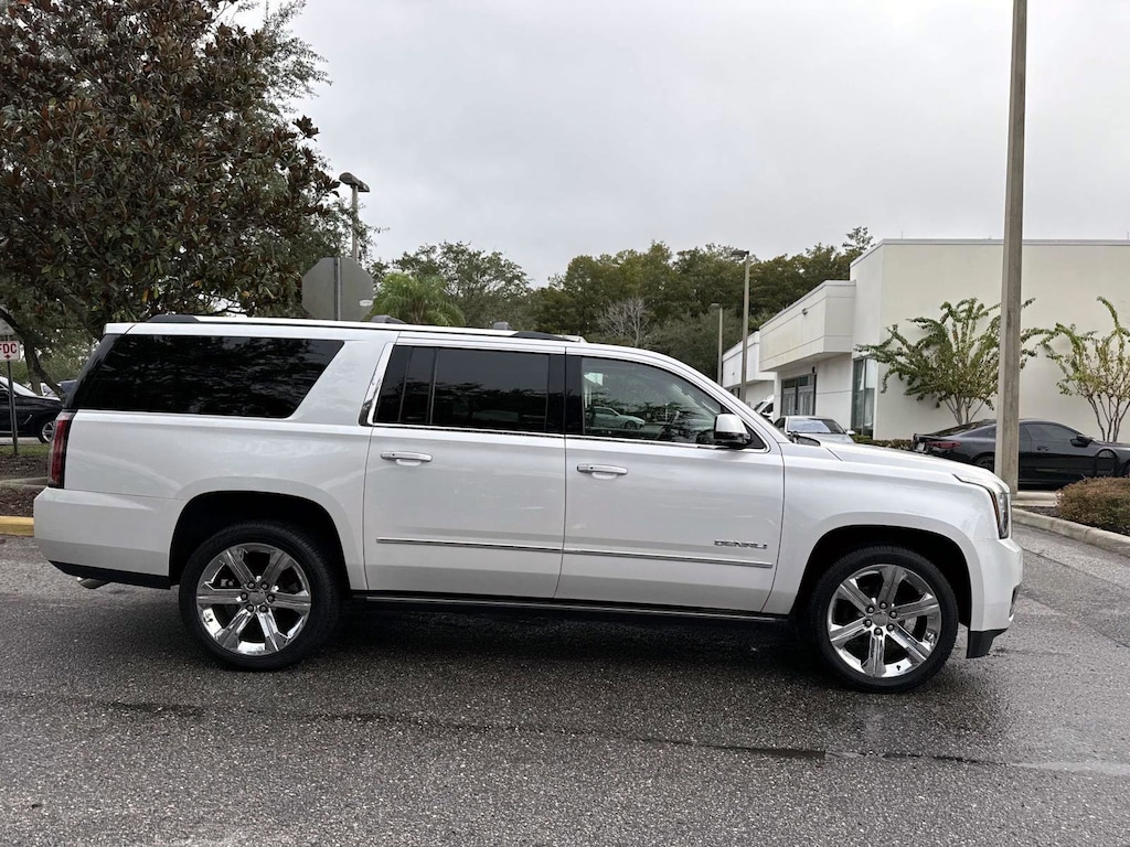 Used 2020 GMC Yukon XL Denali SUV