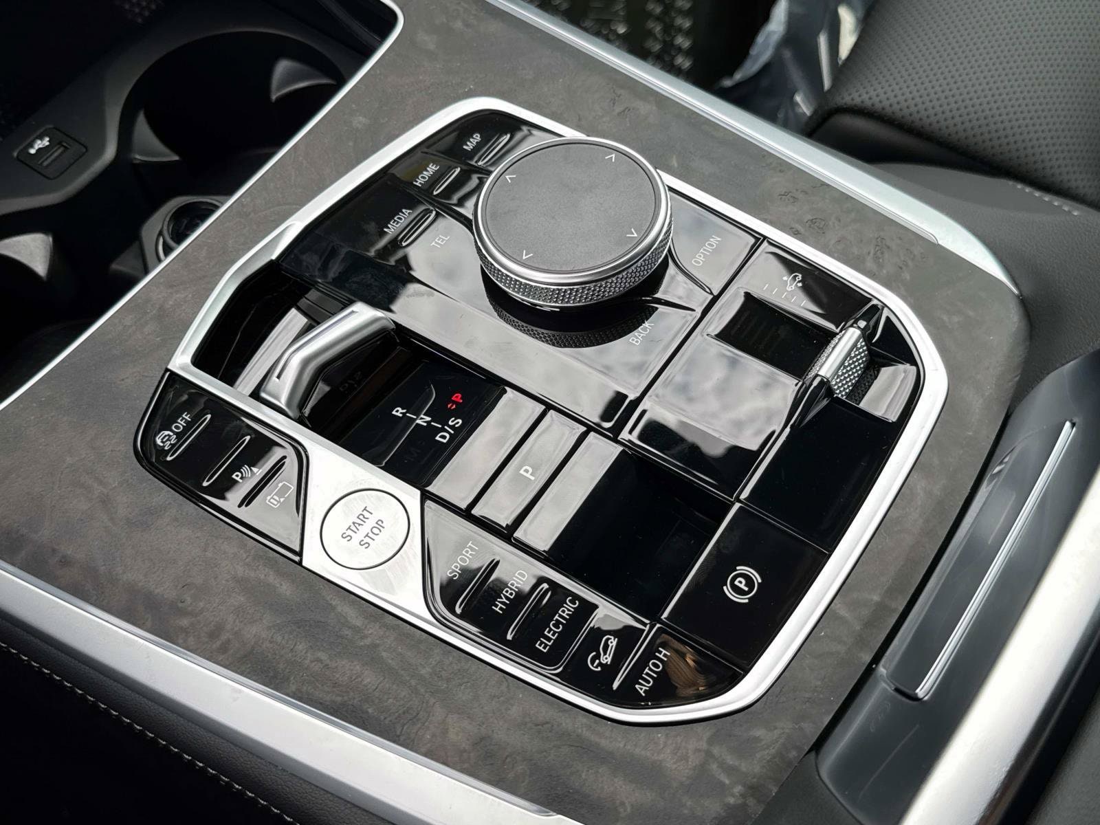 2026 BMW X5 50e - Photo 26