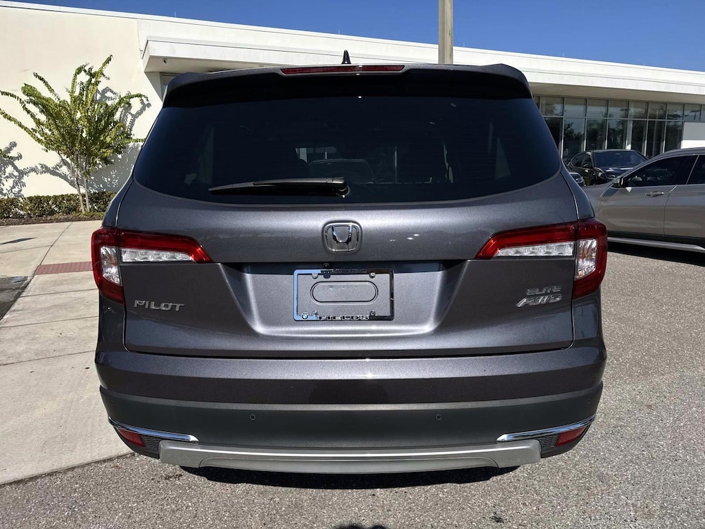 Used 2022 Honda Pilot Elite SUV