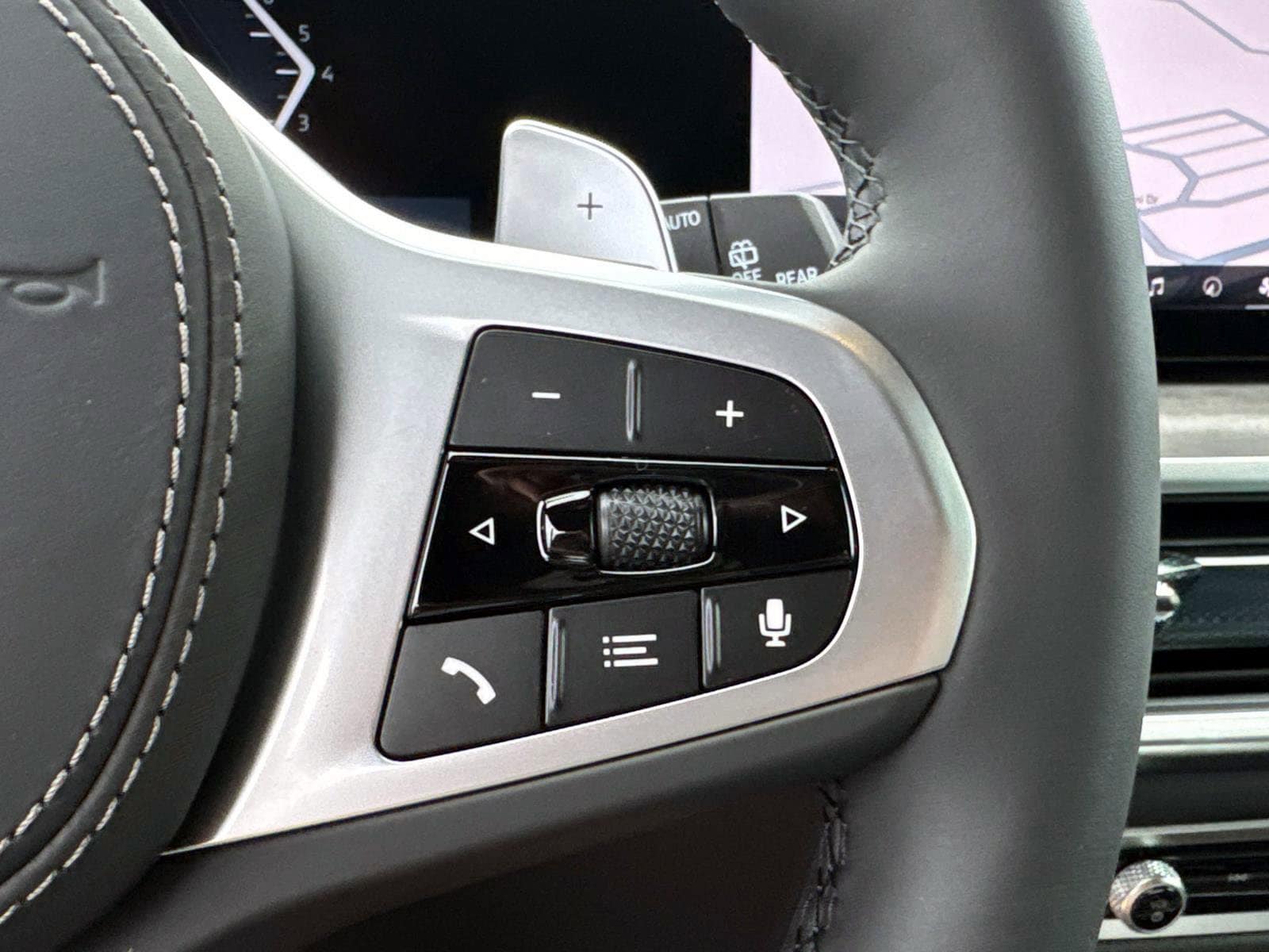 2026 BMW X5 50e - Photo 30