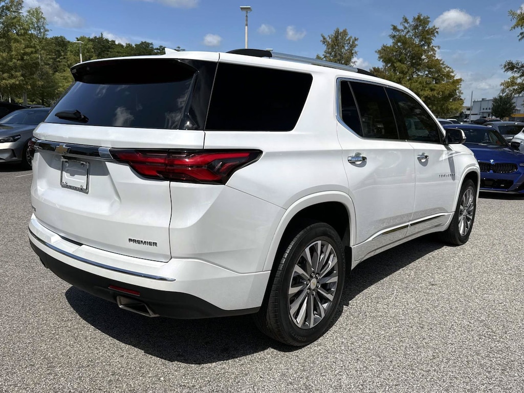 Used 2023 Chevrolet Traverse SUV