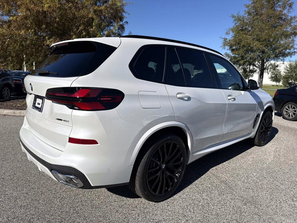 New 2026 BMW X5 xDrive40i xDrive40i Sports Activity Vehicle