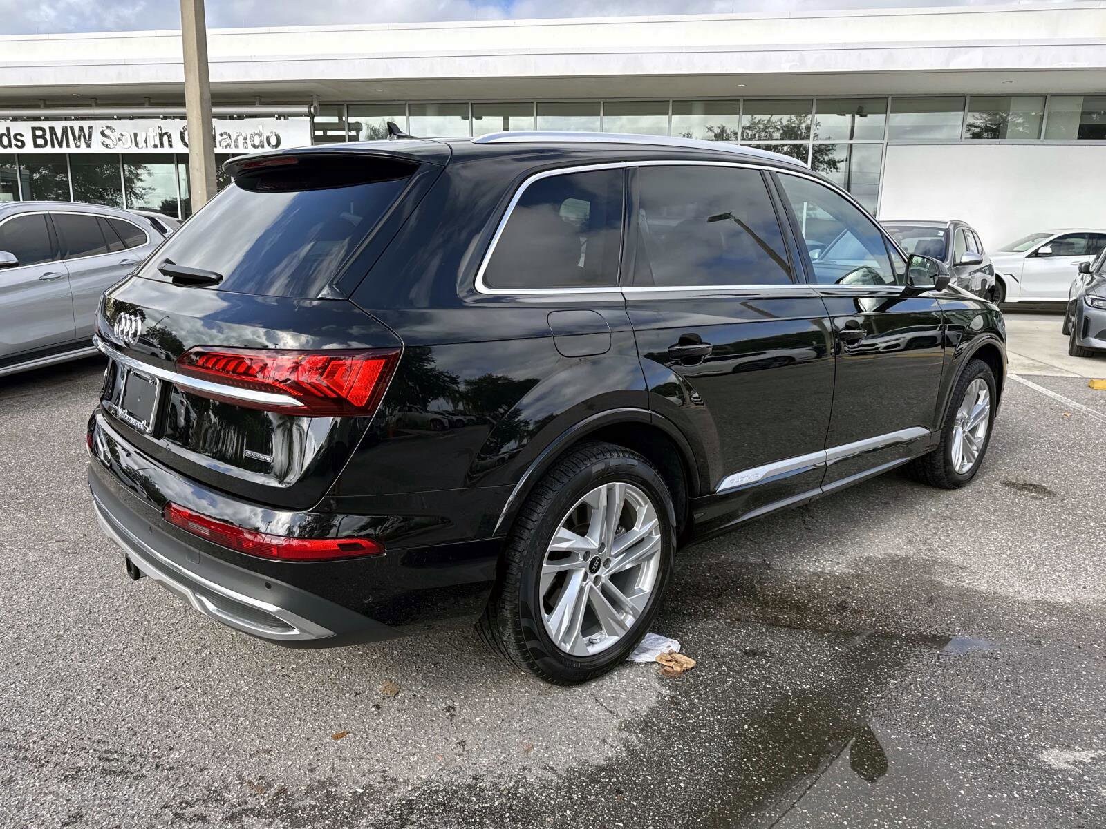 2023 Audi Q7 Premium Plus photo 3