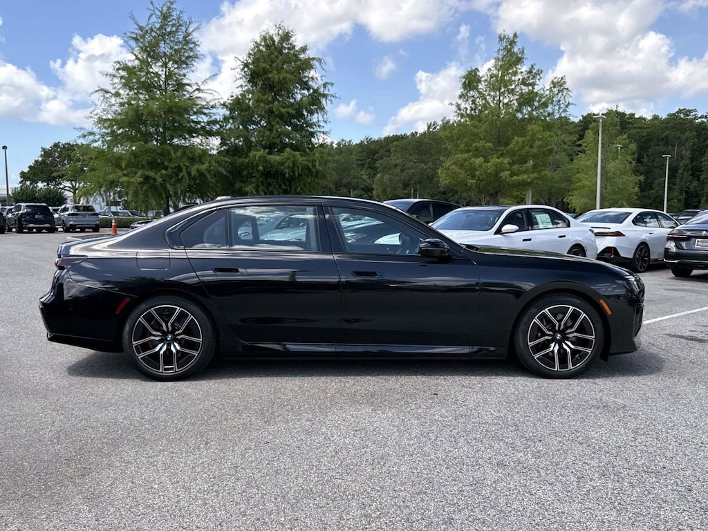 New 2026 BMW i7 xDrive60 Sedan