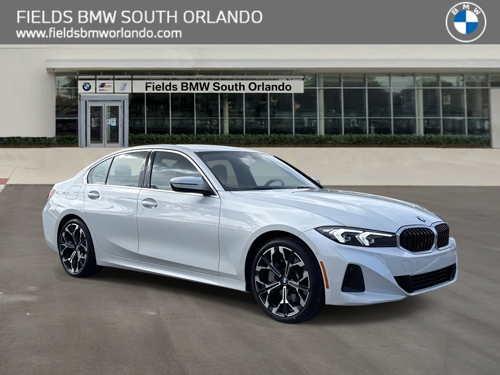 2025 BMW 3 Series 330i's photo