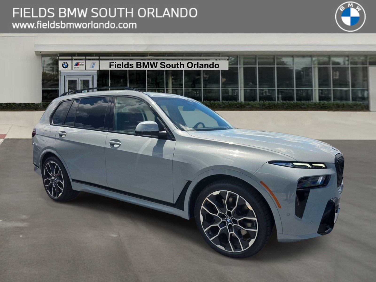 2027 BMW X7 40i